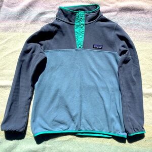 Patagonia synchilla pullover sweatshirt, size medium